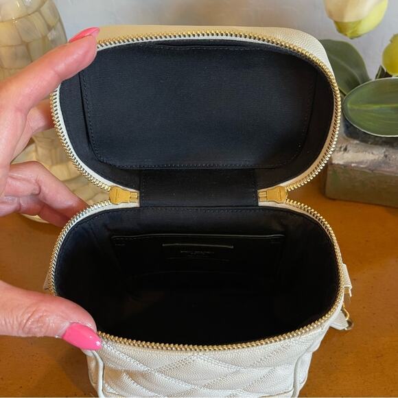 LIKE NEW Saint Laurent 80s Vanity YSL Crossbody Bag in Quilted Grained Leather - Picture 9 of 14